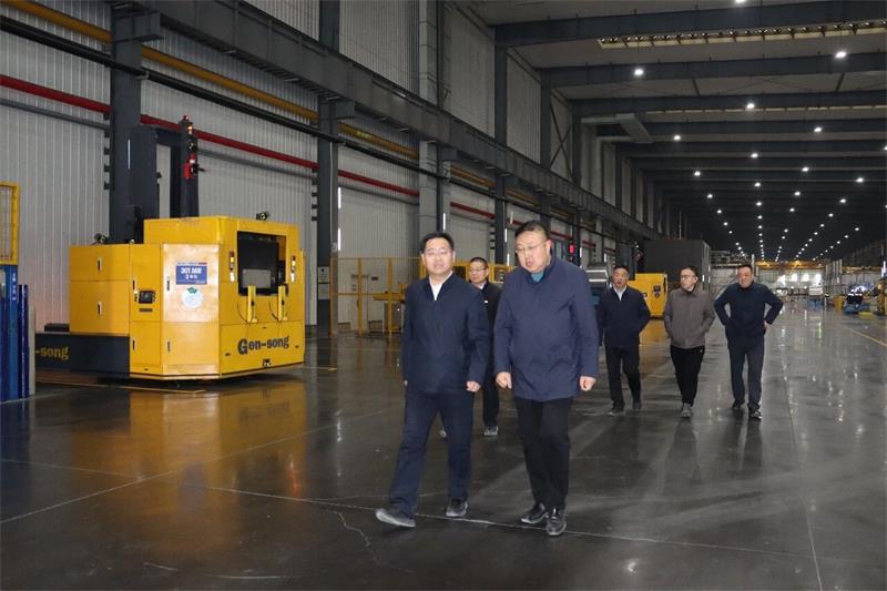 鞏義市委書記、市長郭程明蒞臨明泰鋁業慰問一線員工